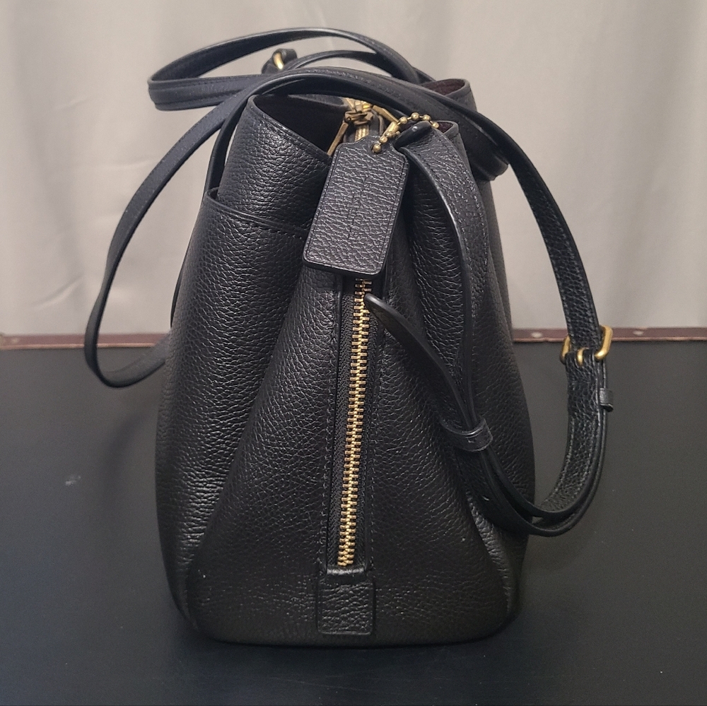 Coach Black and Brown Polished Pebble Leather Lora Carryall 30 Brass Hardware - Picture 2 of 9